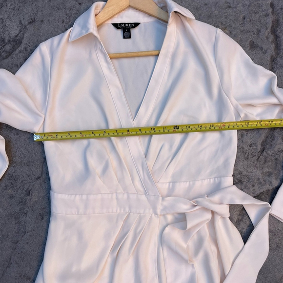 Lauren Ralph Lauren Double-Faced Georgette
Wrap Dress cream - Picture 5 of 10